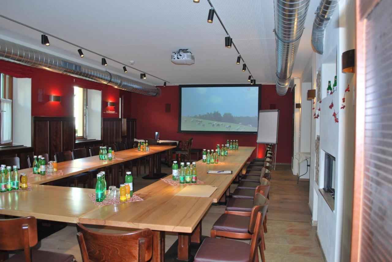 Hotel Zillners Einkehr *** Altheim Exteriör bild